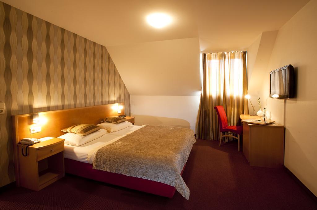 Hotel Geyer Klagenfurt am Woerthersee Екстер'єр фото